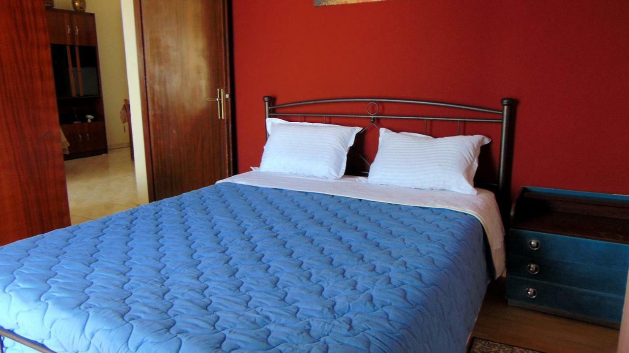 Apartamento Lakones View House Exterior foto