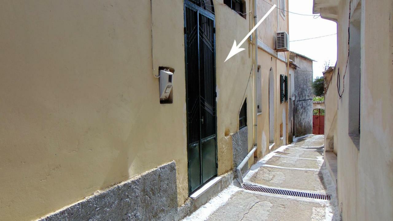 Apartamento Lakones View House Exterior foto